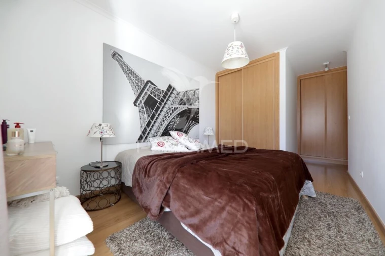 Moradia T3 para Venda em Canaviais Foto 16