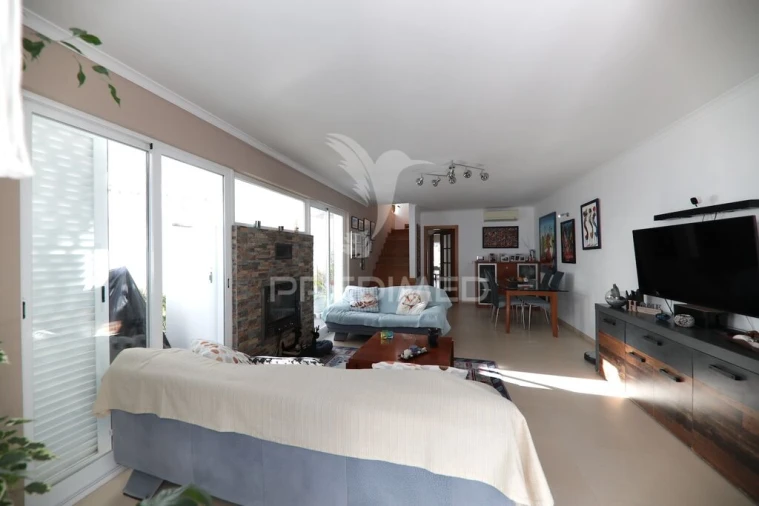 Moradia T3 para Venda em Canaviais Foto 5