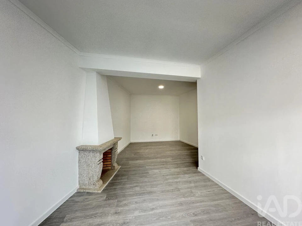 Moradia T5 para Venda em Cavadoude Foto 2