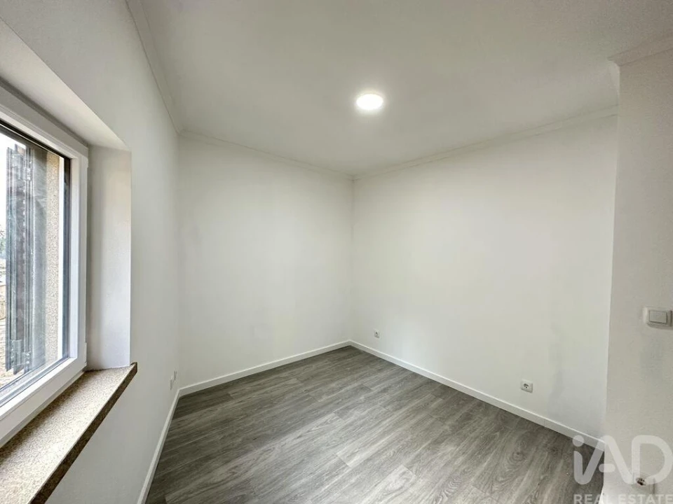 Moradia T5 para Venda em Cavadoude Foto 14