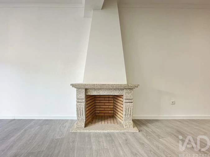 Moradia T5 para Venda em Cavadoude Foto 5