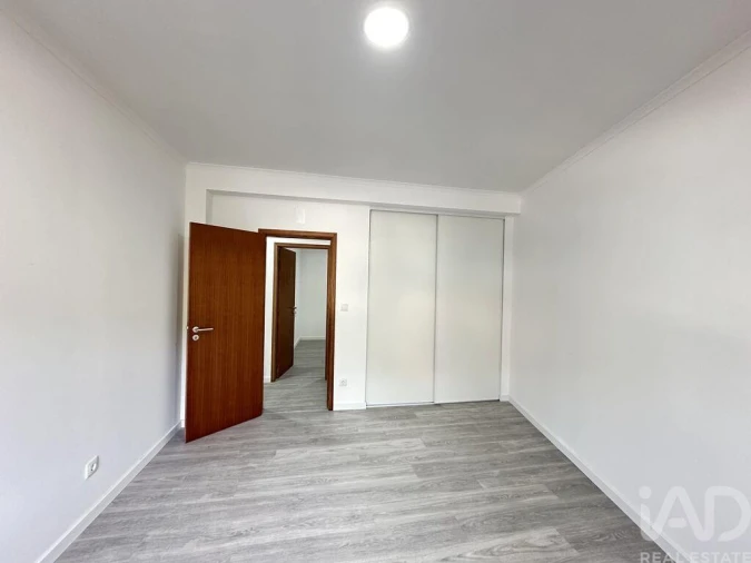 Moradia T5 para Venda em Cavadoude Foto 19