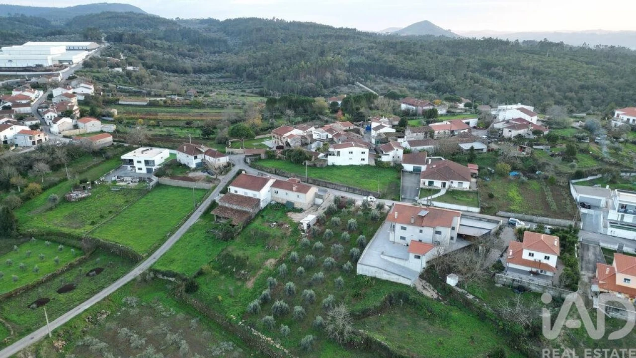 Terreno para Venda em São Miguel, Santa Eufémia e Rabaçal Foto 10
