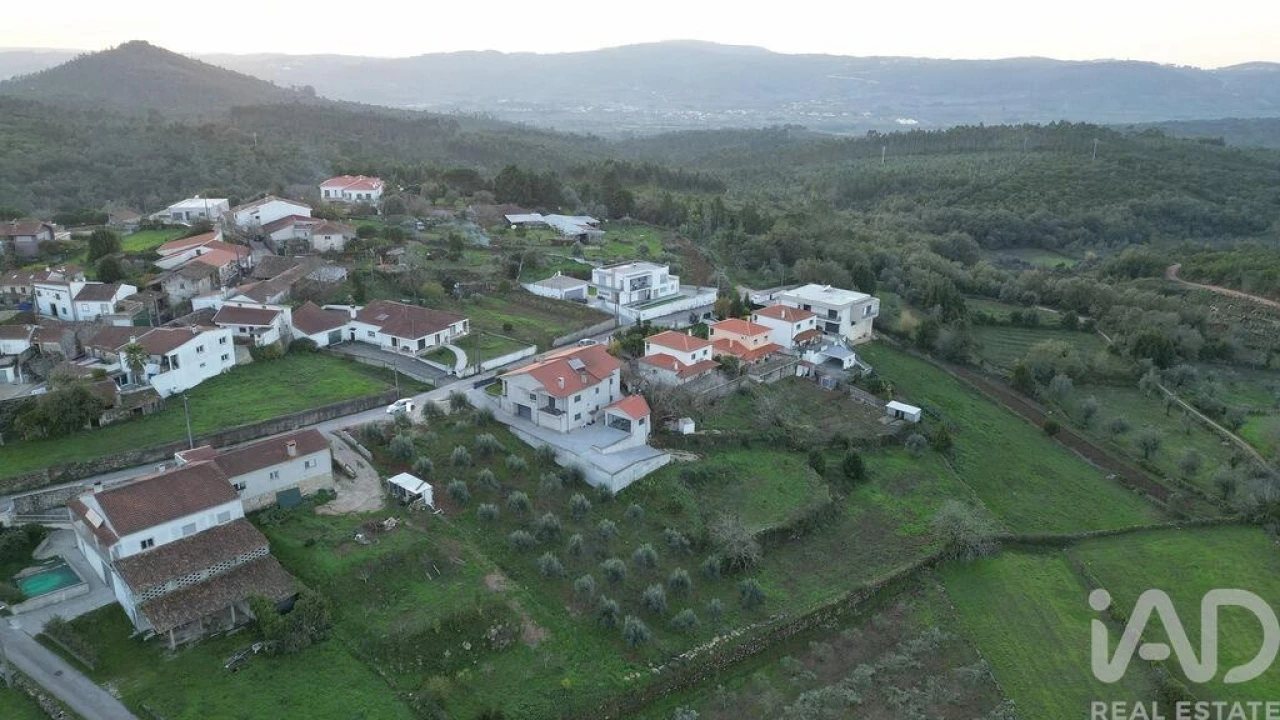 Terreno para Venda em São Miguel, Santa Eufémia e Rabaçal Foto 12