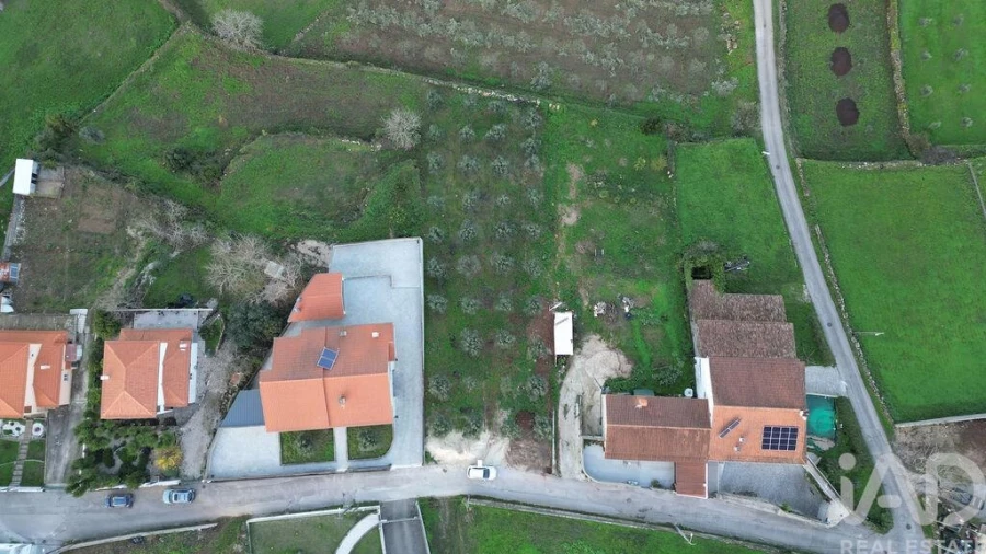 Terreno para Venda em São Miguel, Santa Eufémia e Rabaçal Foto 2