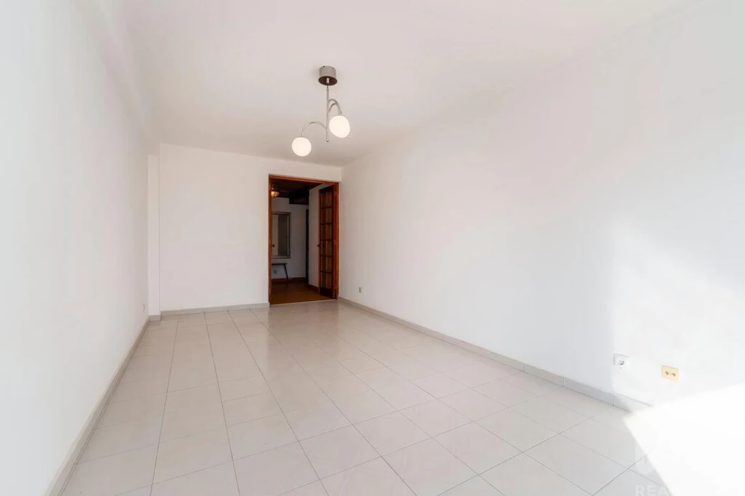 Apartamento T3 para Venda em Pechão Foto 4