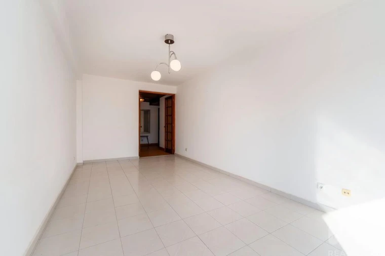 Apartamento T3 para Venda em Pechão Foto 4