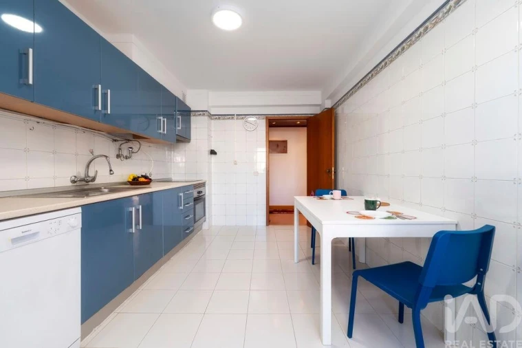 Apartamento T3 para Venda em Pechão Foto 12