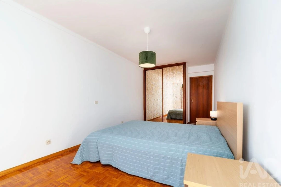Apartamento T3 para Venda em Pechão Foto 22