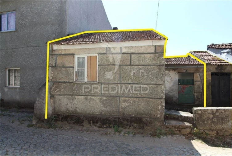 Moradia T2 para Venda em Esmolfe Foto 6