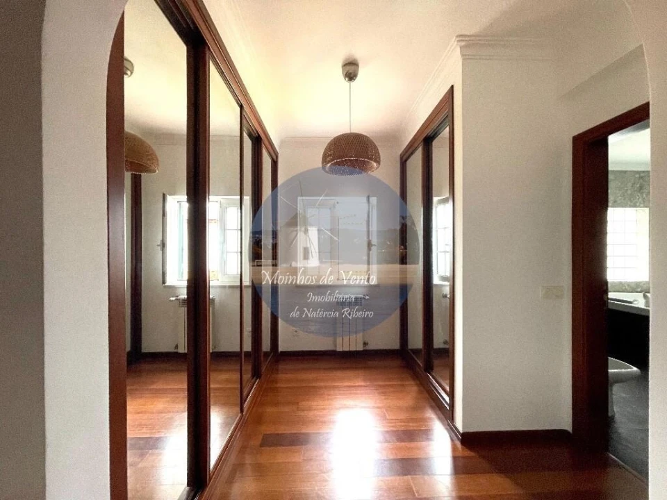 Moradia T5 para Venda em Moita Foto 44