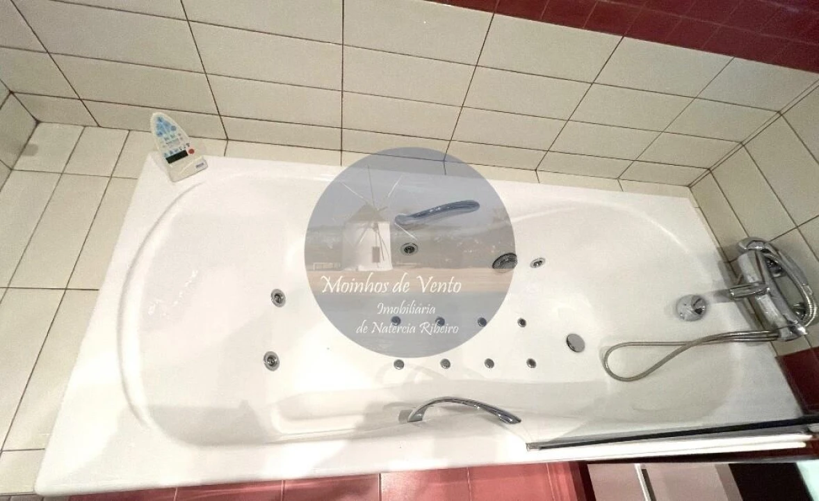 Moradia T5 para Venda em Moita Foto 51