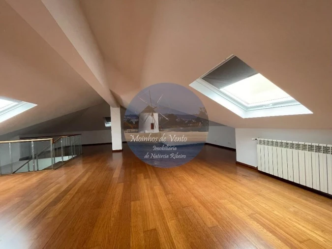 Moradia T5 para Venda em Moita Foto 46