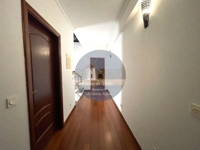 Moradia T5 para Venda em Moita Foto 37