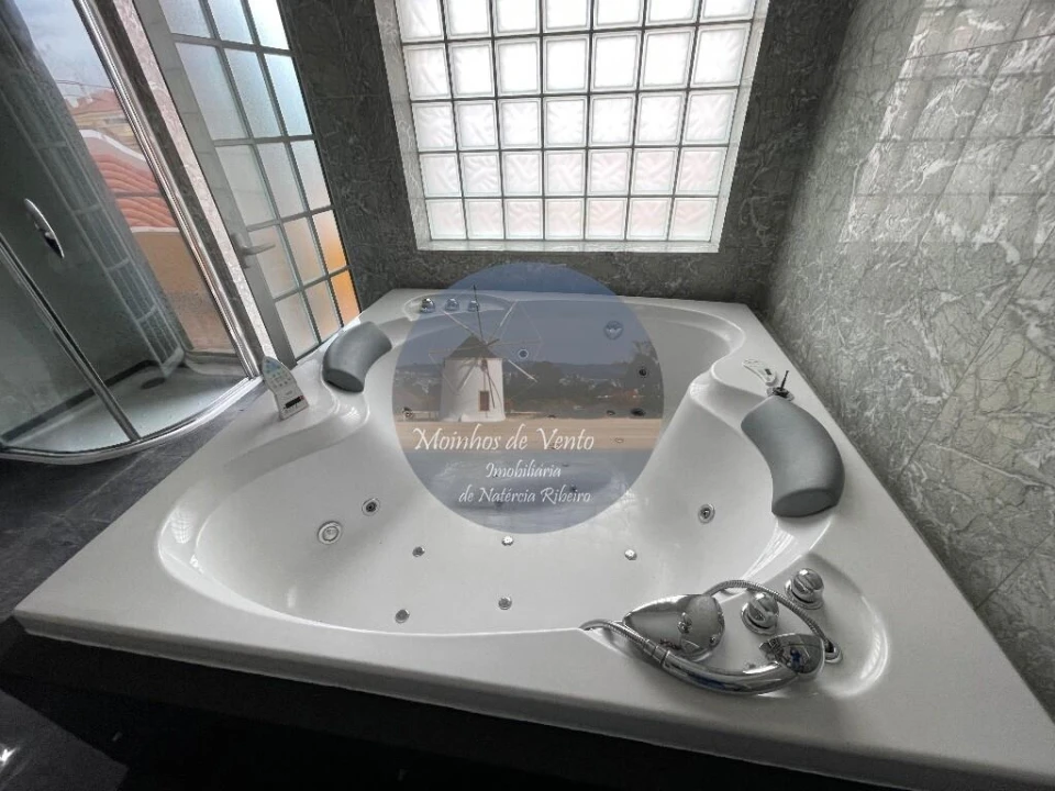 Moradia T5 para Venda em Moita Foto 55