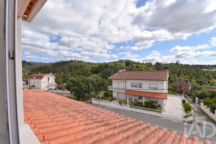 Moradia T4 para Venda em Sé Nova, Santa Cruz, Almedina e São Bartolomeu Foto 19