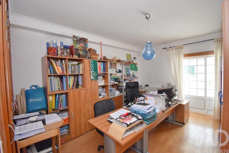 Moradia T4 para Venda em Sé Nova, Santa Cruz, Almedina e São Bartolomeu Foto 27