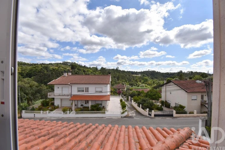 Moradia T4 para Venda em Sé Nova, Santa Cruz, Almedina e São Bartolomeu Foto 18