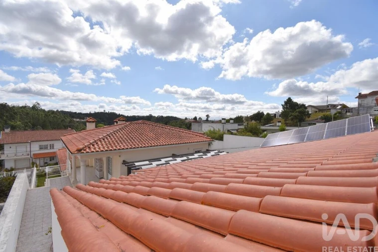 Moradia T4 para Venda em Sé Nova, Santa Cruz, Almedina e São Bartolomeu Foto 33