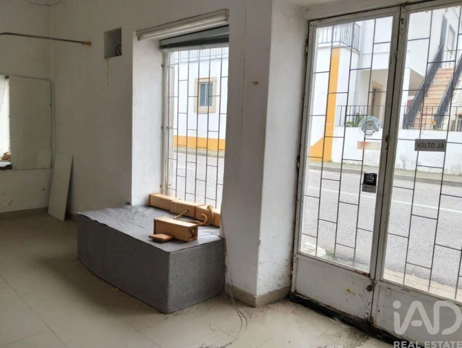 Moradia T4 para Venda em Povoa da Isenta Foto 32