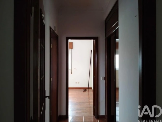 Moradia T4 para Venda em Povoa da Isenta Foto 9