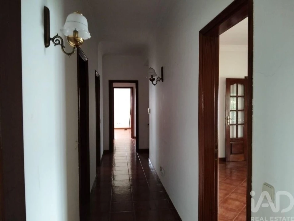 Moradia T4 para Venda em Povoa da Isenta Foto 8