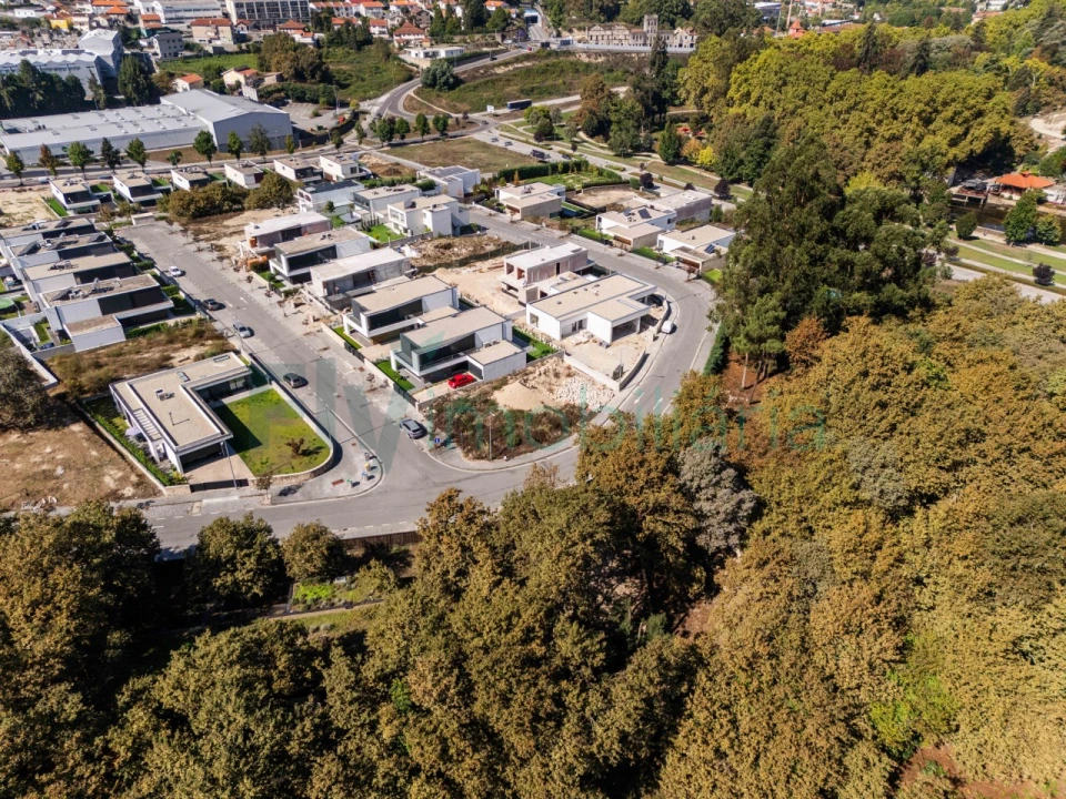 Terreno para Venda em Caldas de Vizela (São Miguel e São João) Foto 13
