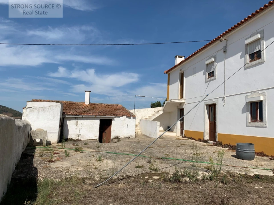 Quinta T2 para Venda em Venda do Pinheiro e Santo Estêvão das Galés Foto 11