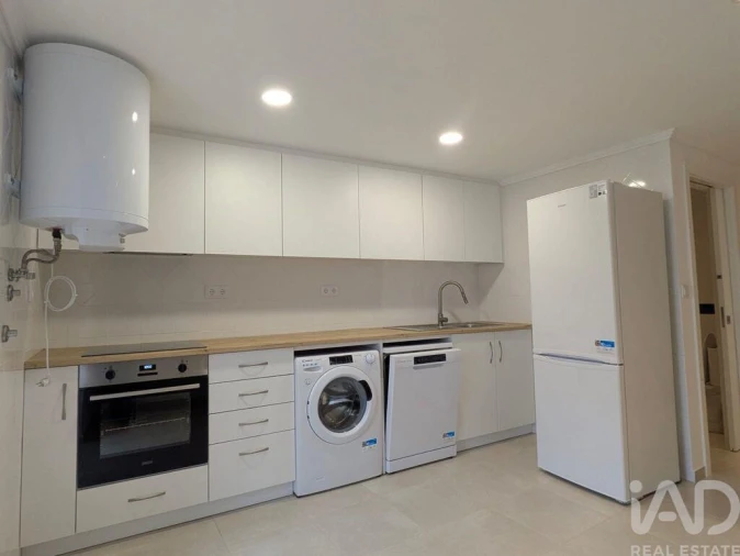 Moradia T2 para Venda em São Bento do Cortiço e Santo Estêvão Foto 3