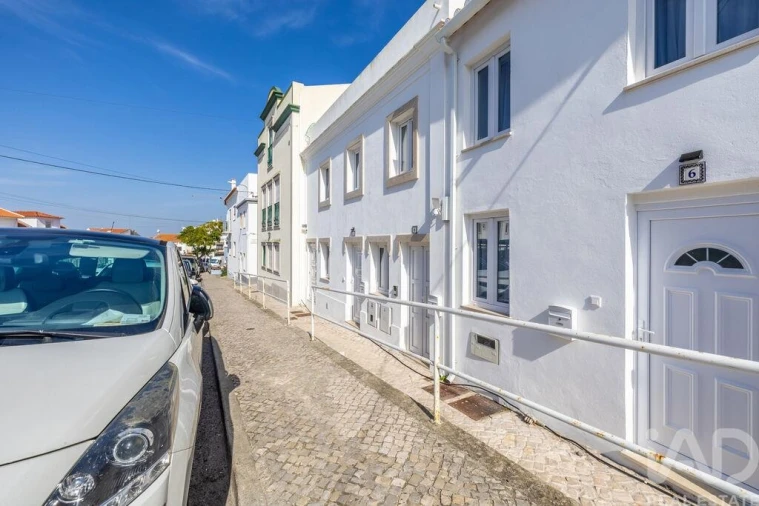 Apartamento T2 para Venda em Nazare Foto 25