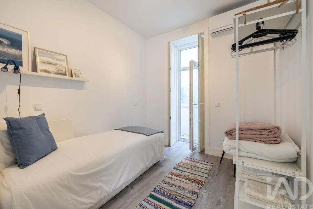 Apartamento T2 para Venda em Nazare Foto 18