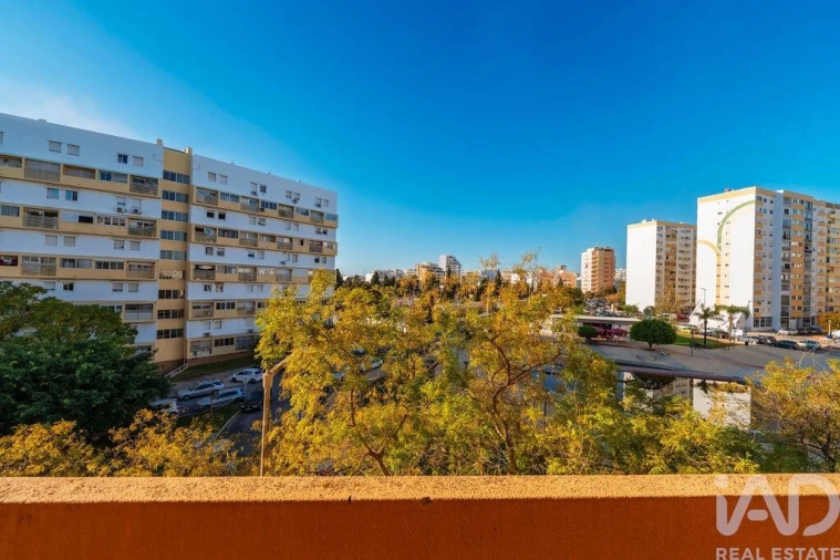 Apartamento T3 para Venda em Faro (Sé e São Pedro) Foto 33
