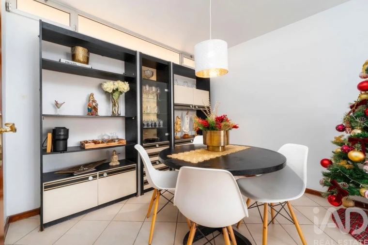 Apartamento T3 para Venda em Faro (Sé e São Pedro) Foto 5