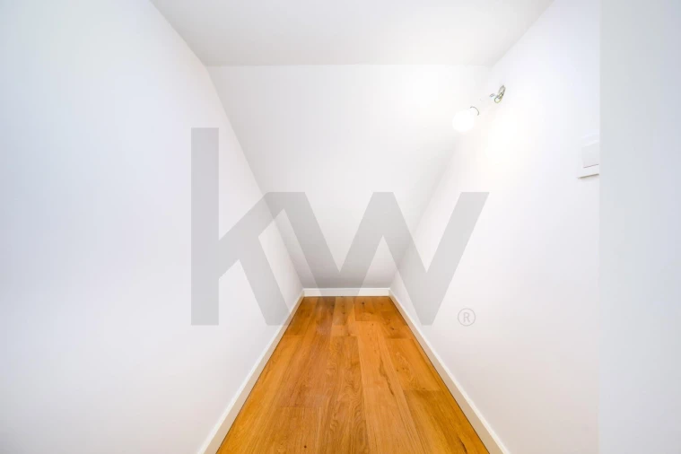 Apartamento T2 para Venda em Cedofeita, Santo Ildefonso, Sé, Miragaia, São Nicolau e Vitória Foto 24