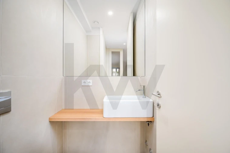 Apartamento T2 para Venda em Cedofeita, Santo Ildefonso, Sé, Miragaia, São Nicolau e Vitória Foto 28