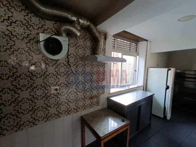 Loja para Venda em Braga (Maximinos, Sé e Cividade) Foto 13