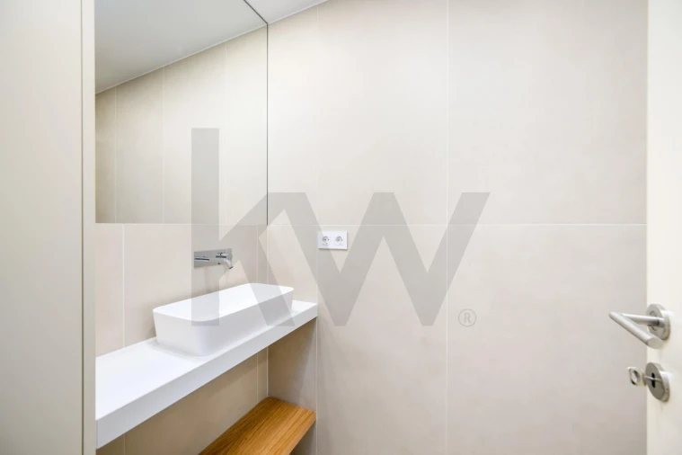 Apartamento T1 para Venda em Cedofeita, Santo Ildefonso, Sé, Miragaia, São Nicolau e Vitória Foto 9