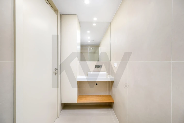 Apartamento T1 para Venda em Cedofeita, Santo Ildefonso, Sé, Miragaia, São Nicolau e Vitória Foto 8