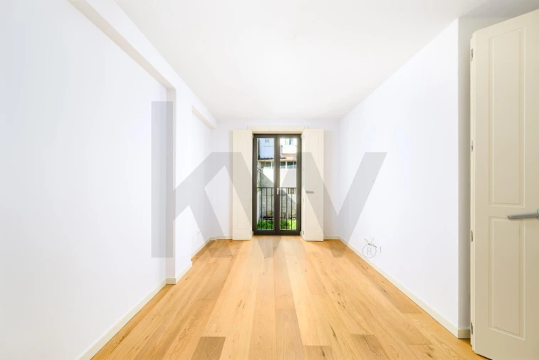 Apartamento T1 para Venda em Cedofeita, Santo Ildefonso, Sé, Miragaia, São Nicolau e Vitória Foto 18