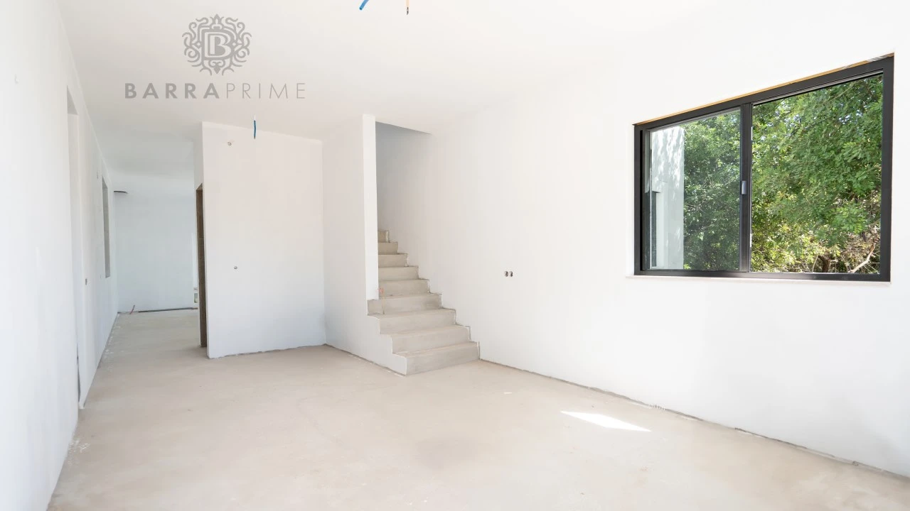 Moradia T6 para Venda em Loule (São Sebastião) Foto 19