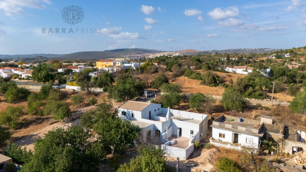 Moradia T6 para Venda em Loule (São Sebastião) Foto 39
