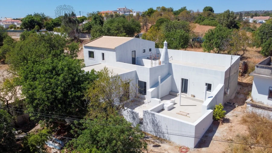 Moradia T6 para Venda em Loule (São Sebastião) Foto 5