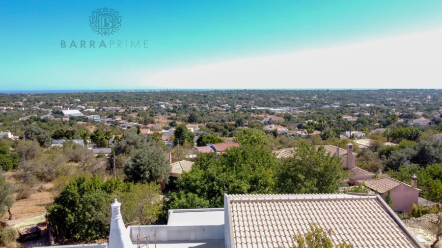 Moradia T6 para Venda em Loule (São Sebastião) Foto 11