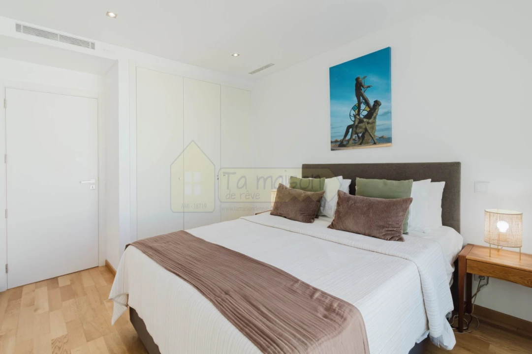 Apartamento T2 para Venda em Quarteira Foto 12