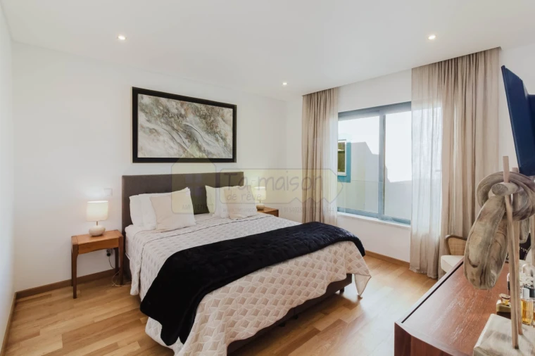 Apartamento T2 para Venda em Quarteira Foto 8