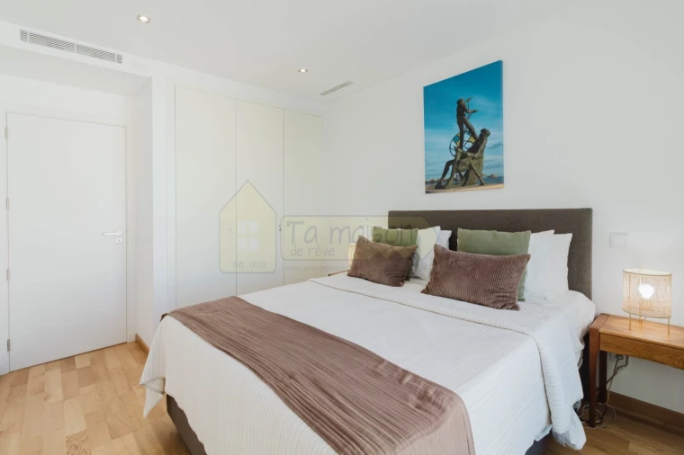 Apartamento T2 para Venda em Quarteira Foto 12