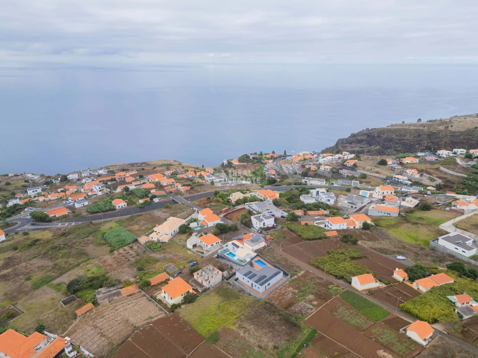 Terreno para Venda em Estreito da Calheta Foto 14