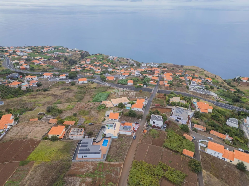 Terreno para Venda em Estreito da Calheta Foto 13