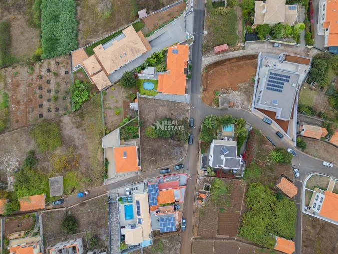 Terreno para Venda em Estreito da Calheta Foto 8