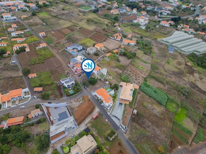 Terreno para Venda em Estreito da Calheta Foto 5